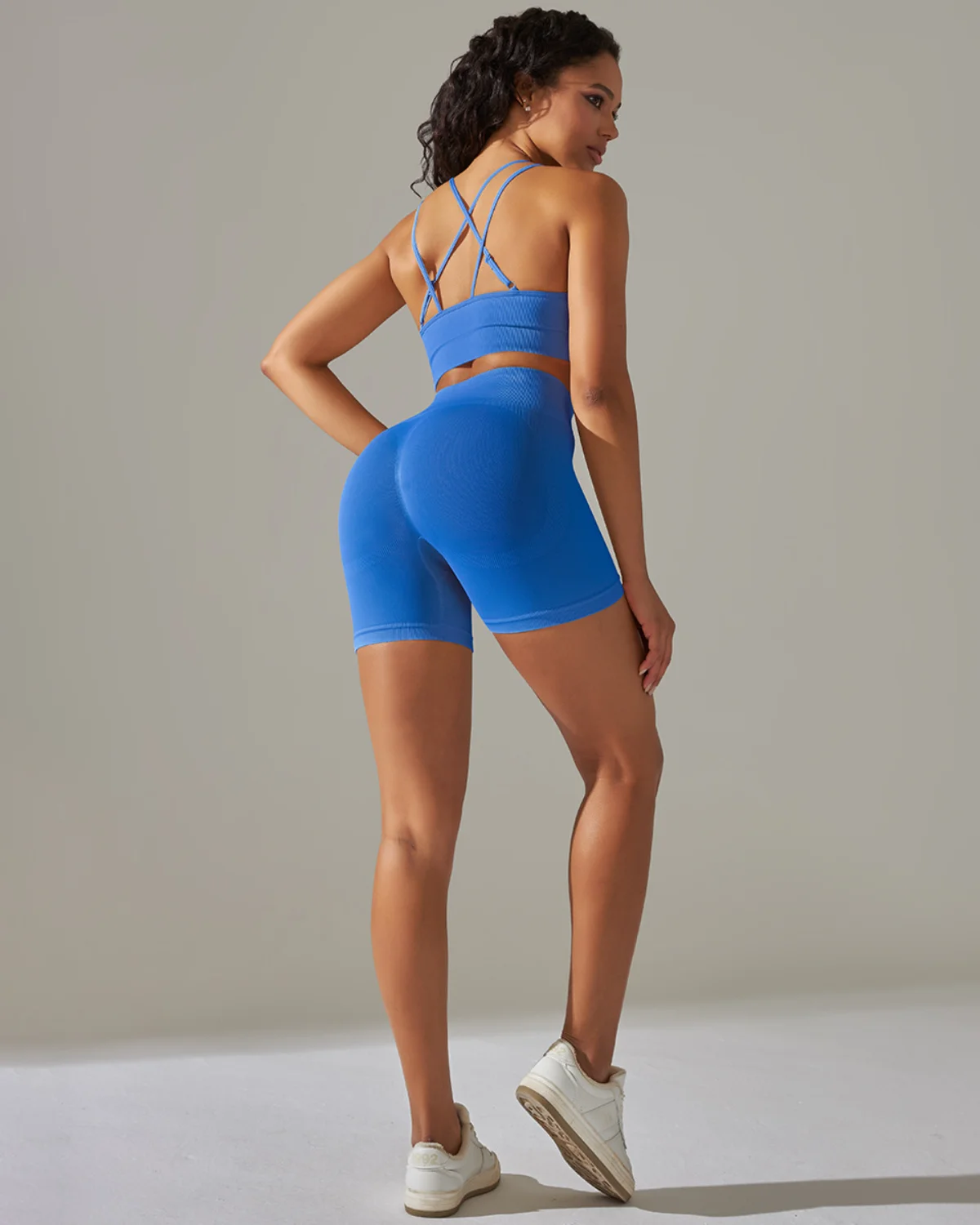 Women's Seamless Yoga Set SS63 in Royal Blue