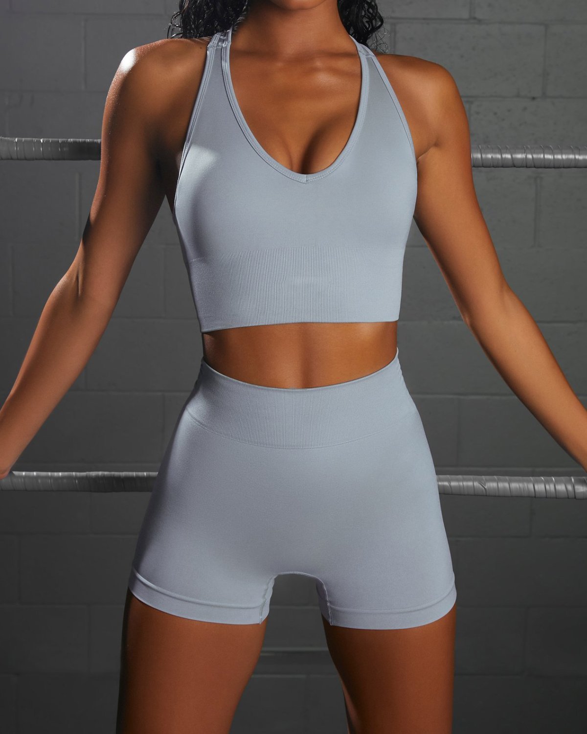 Women's Seamless Yoga Set SS98 in Light Grey