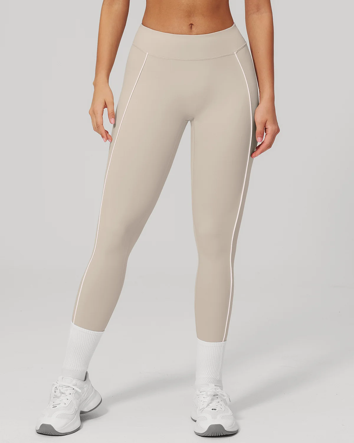 Women's Yoga Leggings NP33 in Light Greige